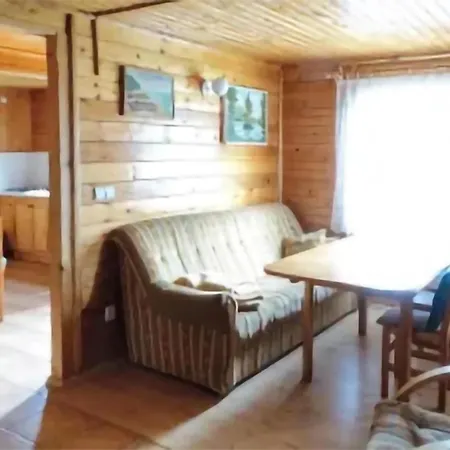 3 Bedroom Cozy In Kopalino