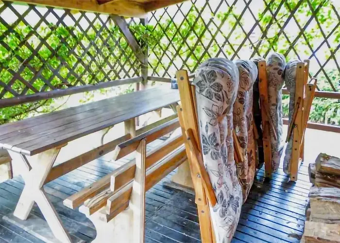 펜션 3 Bedroom Cozy In 코팔리노